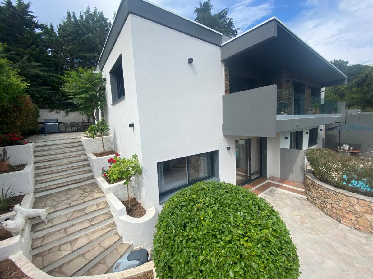 De Charme La Lionne-piscine-12 Pers Villa *